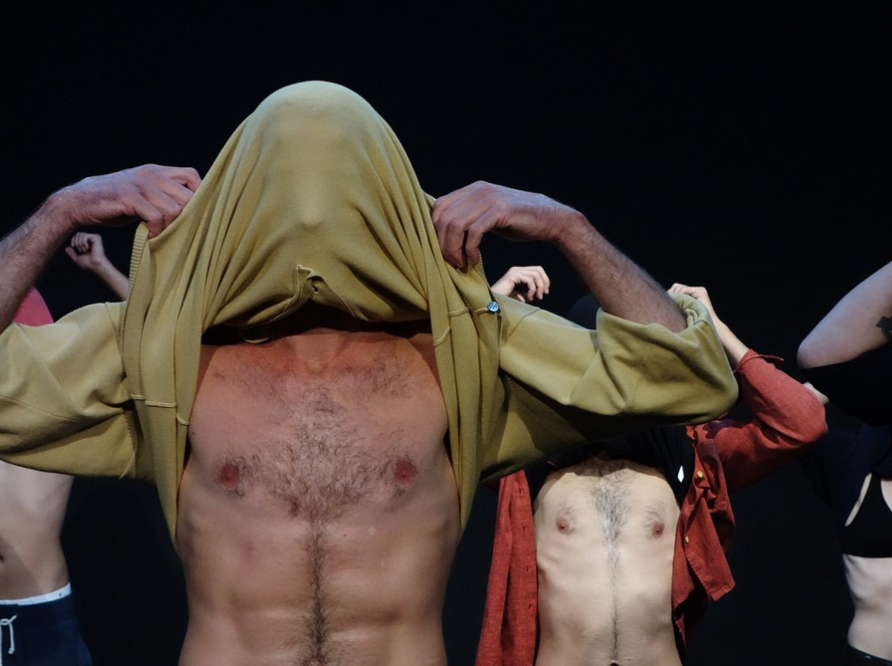 Reviews: 8:8 & Coma by Lyn Gardner Edinburgh Festival cover photo