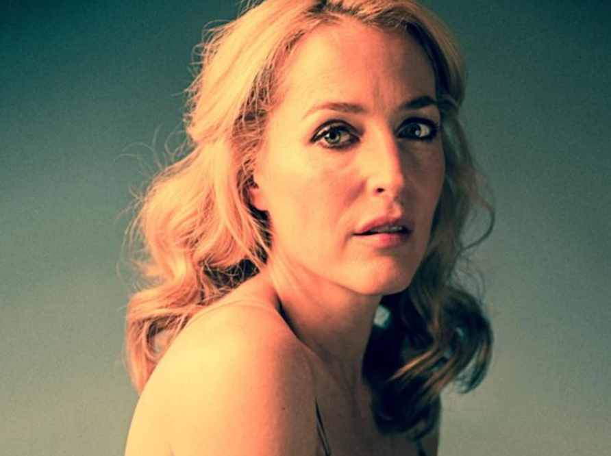 Reasons to watch A Streetcar Named Desire by Lyn Gardner cover photo