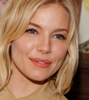 Sienna avatar on Stagedoor