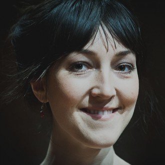 Julianna Bloodgood