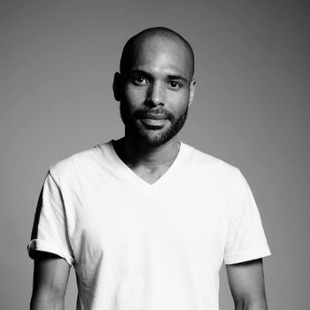 Benoit Swan Pouffer