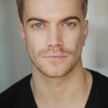 Ellis Dackombe