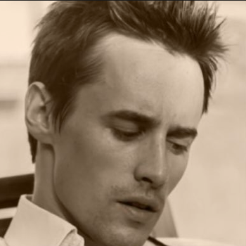 Reeve Carney