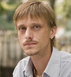 Mackenzie Crook