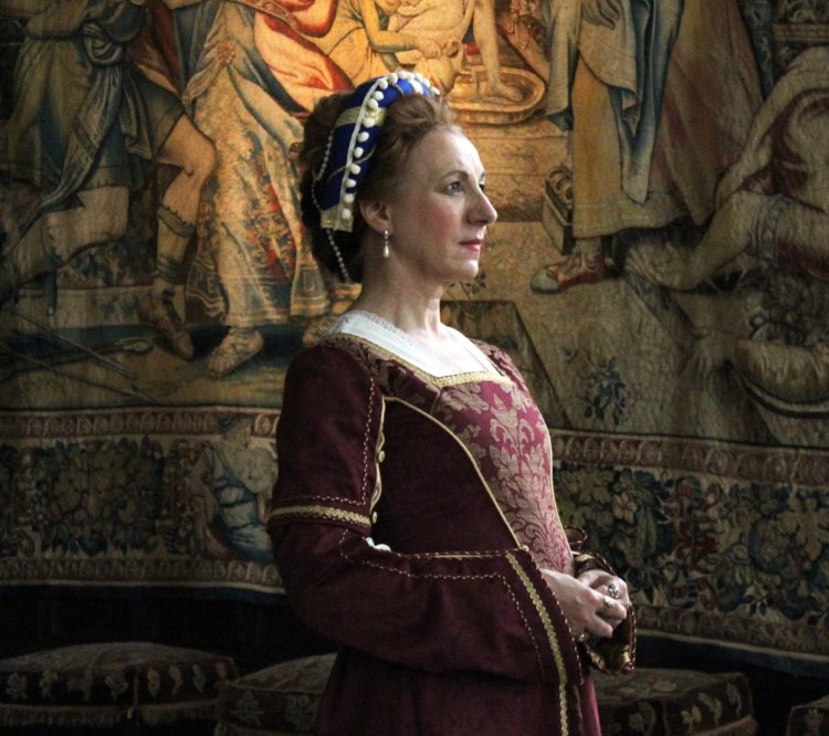 Bess - The Commoner Queen on Stagedoor