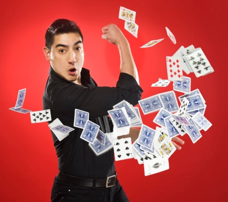 Javier Jarquin - Card Ninja on Stagedoor