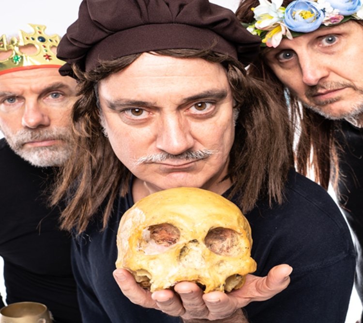The Reduced Shakespeare Company in The Complete Works Of William Shakespeare (abridged)