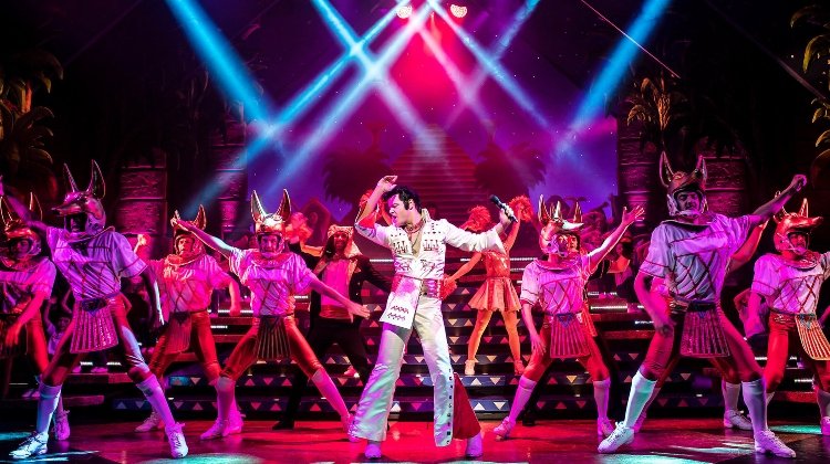 Joseph and the Amazing Technicolor Dreamcoat