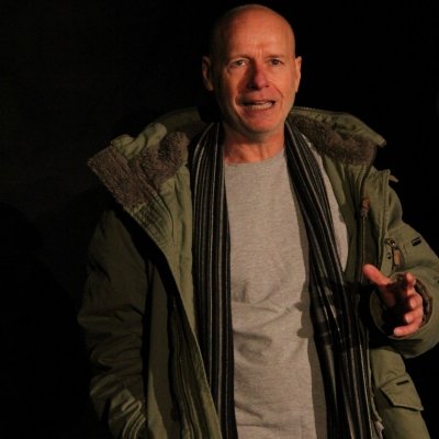Keys - the ups and downs of an ordinary life on Stagedoor