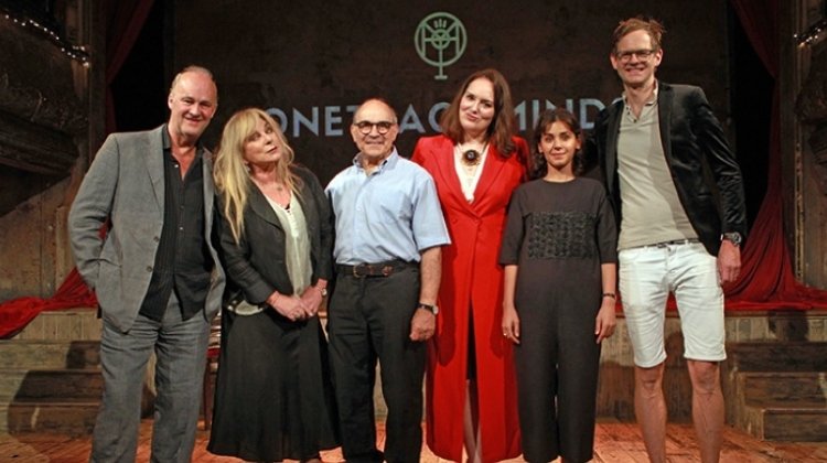 OneTrackMinds on Stagedoor