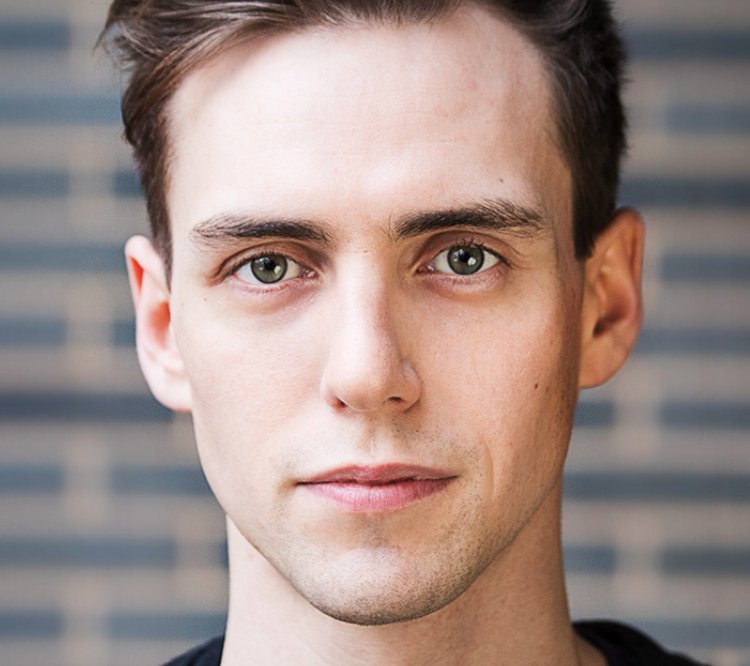 Sunday Favourites: Jamie Muscato on Stagedoor